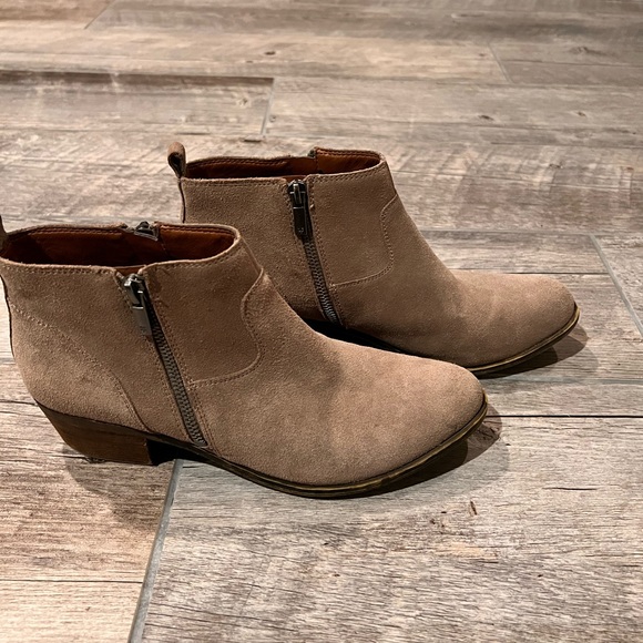 Lucky Brand Suede Bootie - Picture 3 of 5